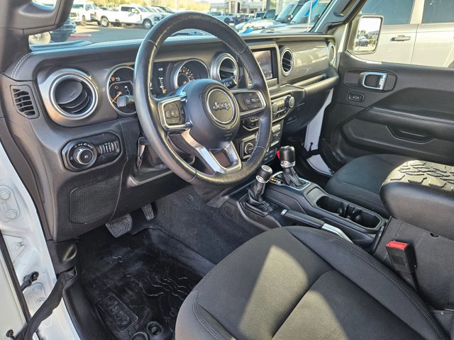 Used 2018 Jeep Wrangler Unlimited Sahara w/ Cold Weather Group image 10