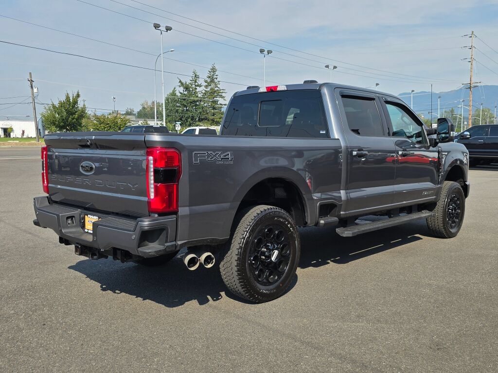 Certified 2025 Ford F350 Lariat w/ Lariat Ultimate Package AWD/4WD image 6