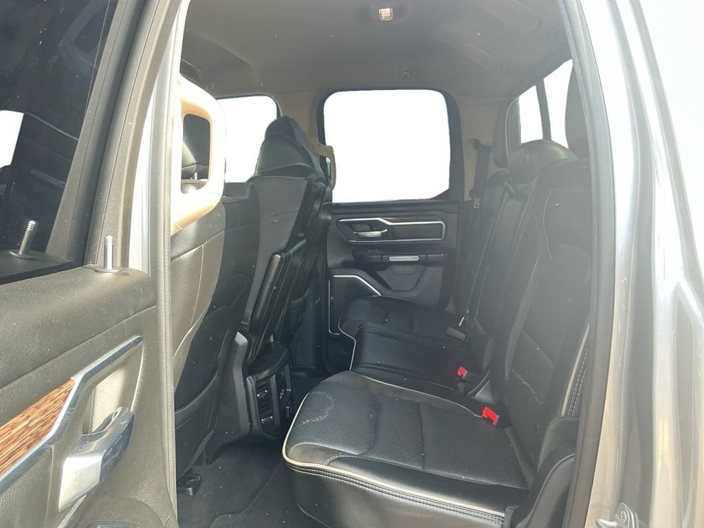 Used 2019 RAM 1500 Laramie AWD/4WD image 21