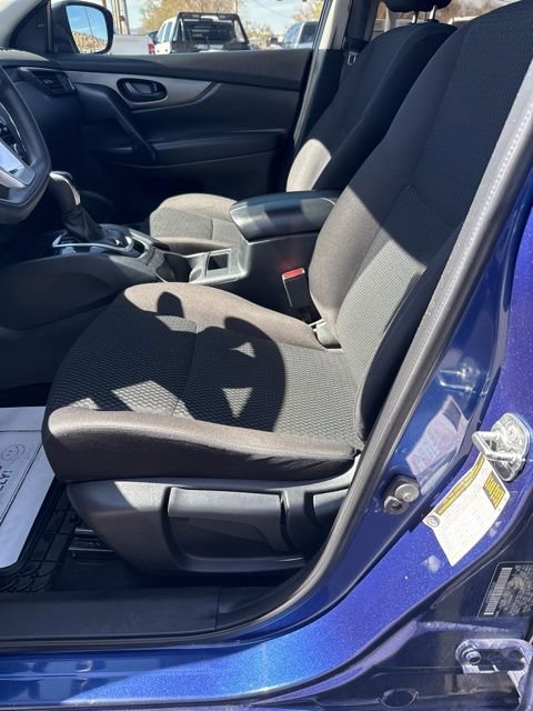 Used 2020 Nissan Rogue Sport S w/ Appearance Package image 12