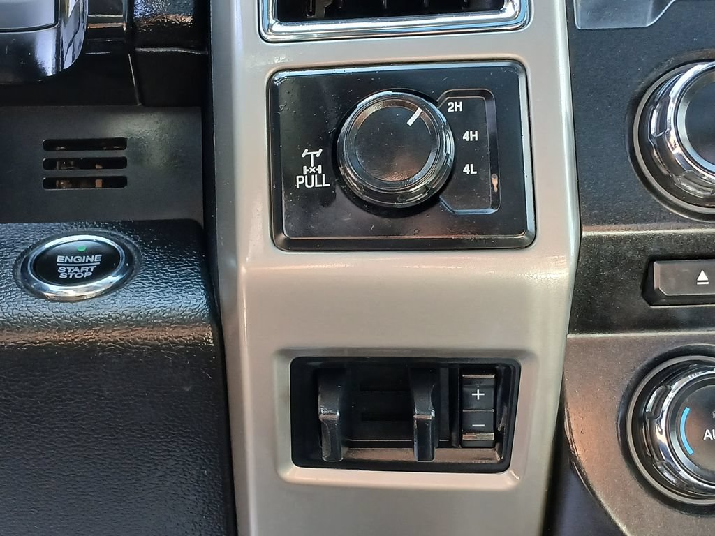 Certified 2017 Ford F250 Lariat w/ Lariat Ultimate Package AWD/4WD image 16