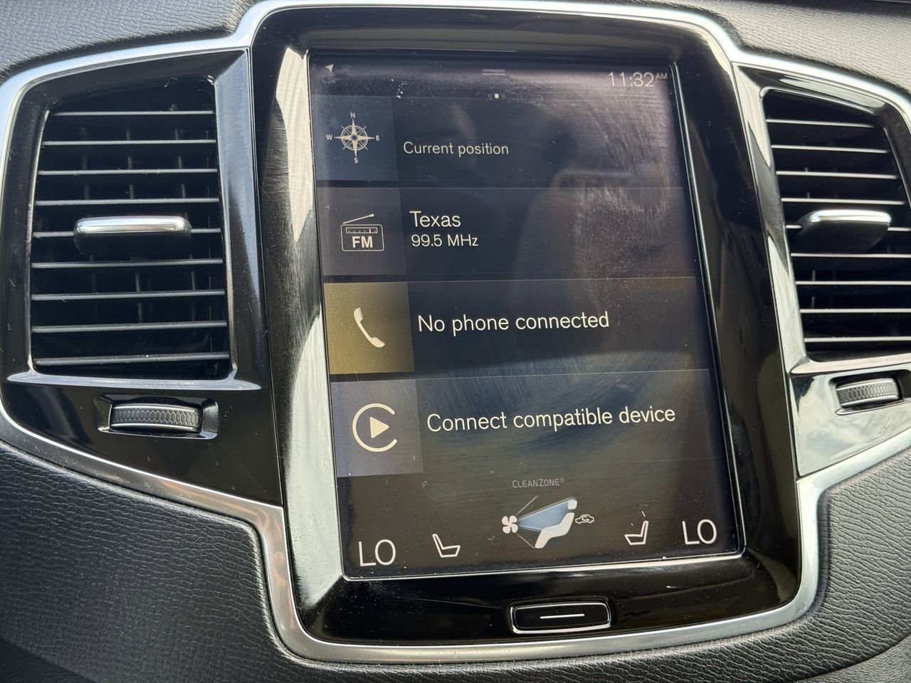 Used 2018 Volvo XC90 T6 Momentum w/ Convenience Package AWD/4WD image 19