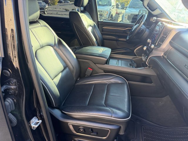 Used 2020 RAM 1500 Limited w/ Black Appearance Package AWD/4WD image 19