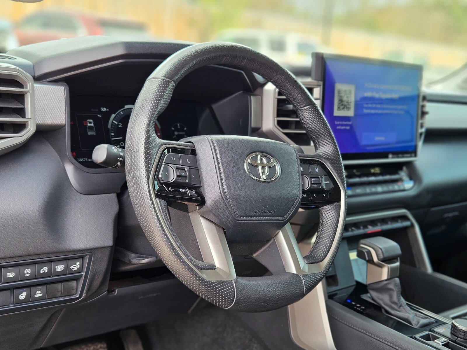 Used 2024 Toyota Tundra Limited AWD/4WD image 20