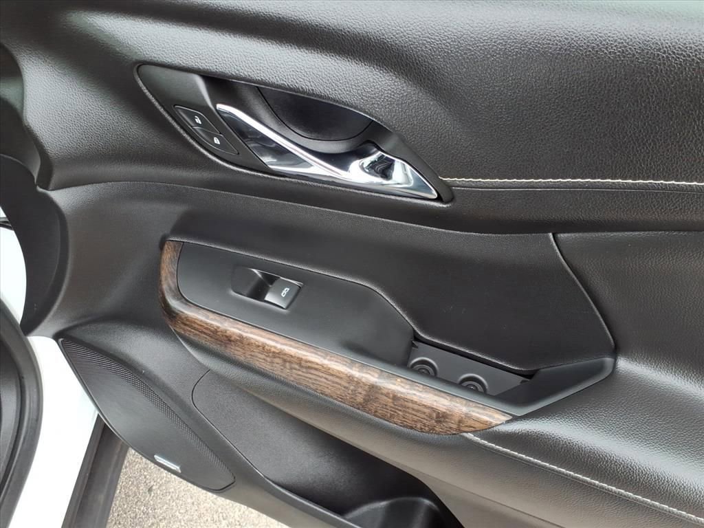 Used 2023 GMC Acadia Denali image 10