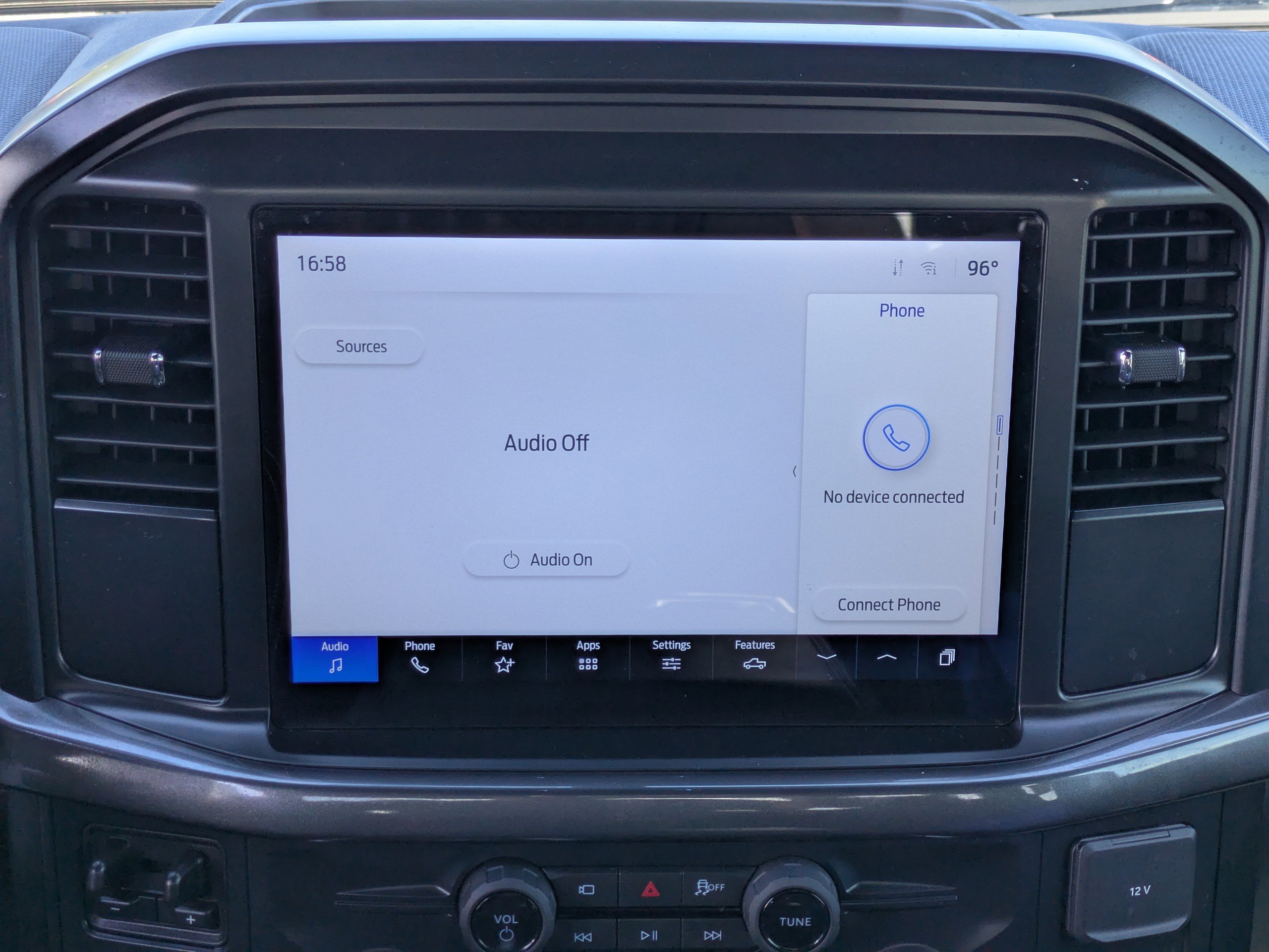 Certified 2025 Ford F150 STX w/ Equipment Group 200A image 16