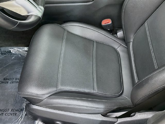 Used 2025 Mercedes-Benz C 300 Sedan image 19