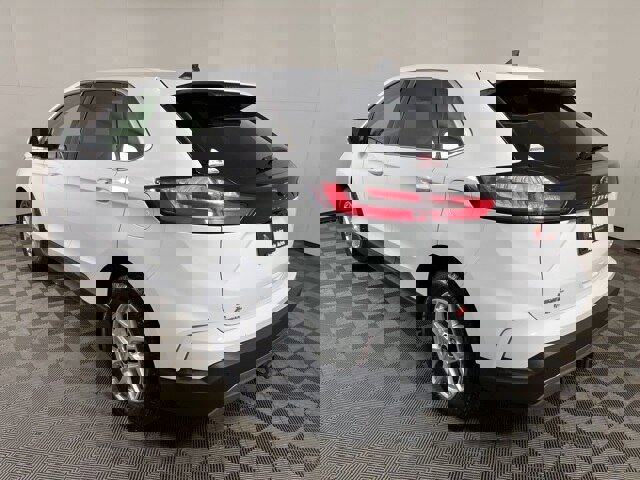 Certified 2024 Ford Edge SEL w/ Convenience Package image 3