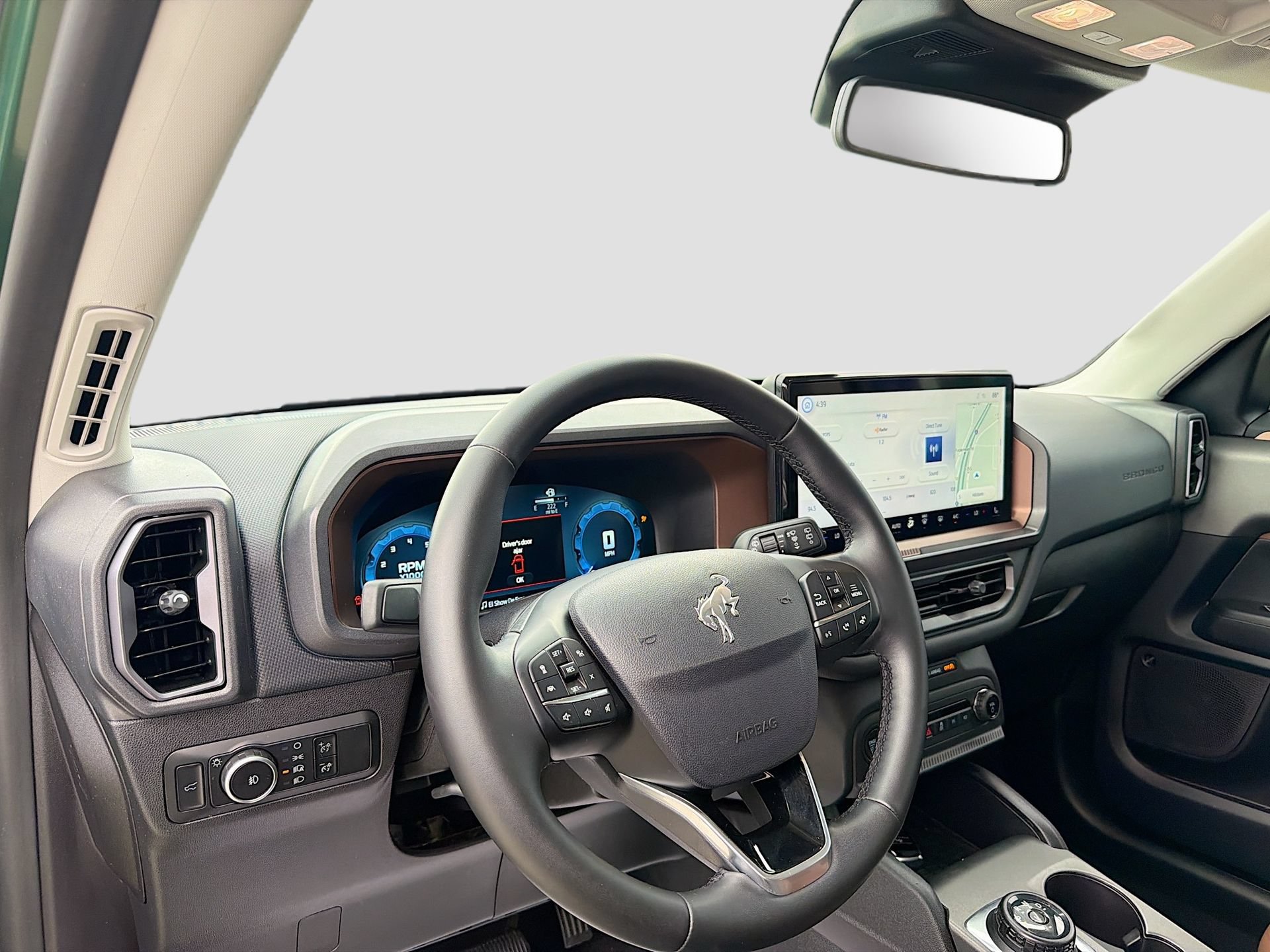 Certified 2025 Ford Bronco Sport Outer Banks w/ Outer Banks Tech Package+ AWD/4WD image 11