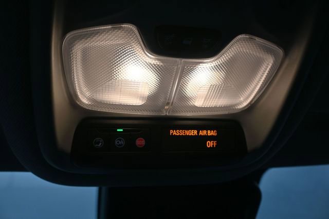 Used 2025 Chevrolet TrailBlazer LT AWD/4WD image 17