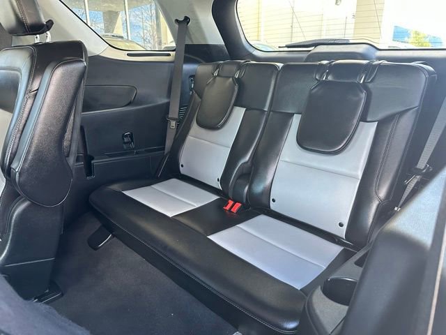 Certified 2023 Ford Explorer XLT w/ Equipment Group 202A image 15