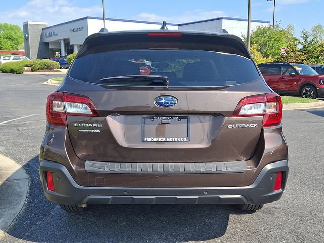 Used 2019 Subaru Outback 2.5i Touring w/ Popular Package #3A AWD/4WD image 3