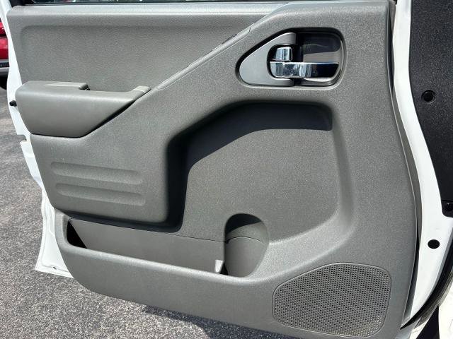 Used 2020 Nissan Frontier S image 19