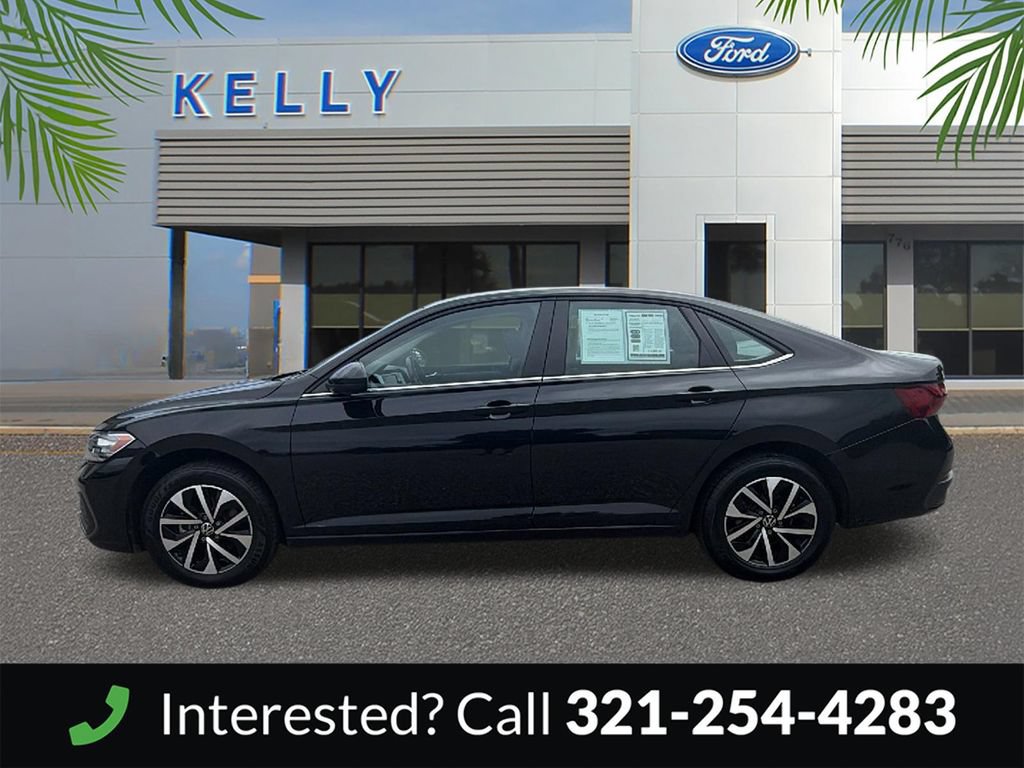 Used 2024 Volkswagen Jetta S FWD image 2