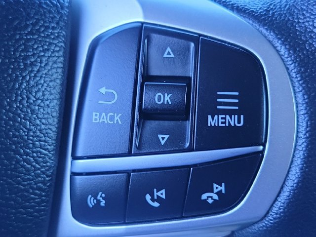 Certified 2022 Ford Explorer XLT w/ Equipment Group 202A RWD image 9
