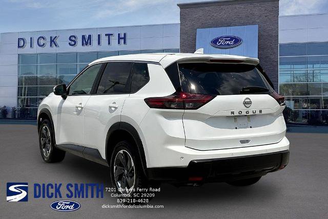 Used 2025 Nissan Rogue SV FWD image 4
