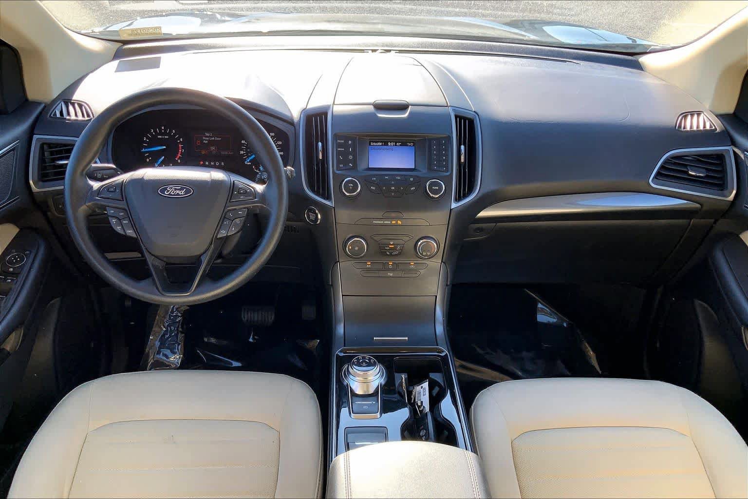 Certified 2019 Ford Edge SE FWD image 15