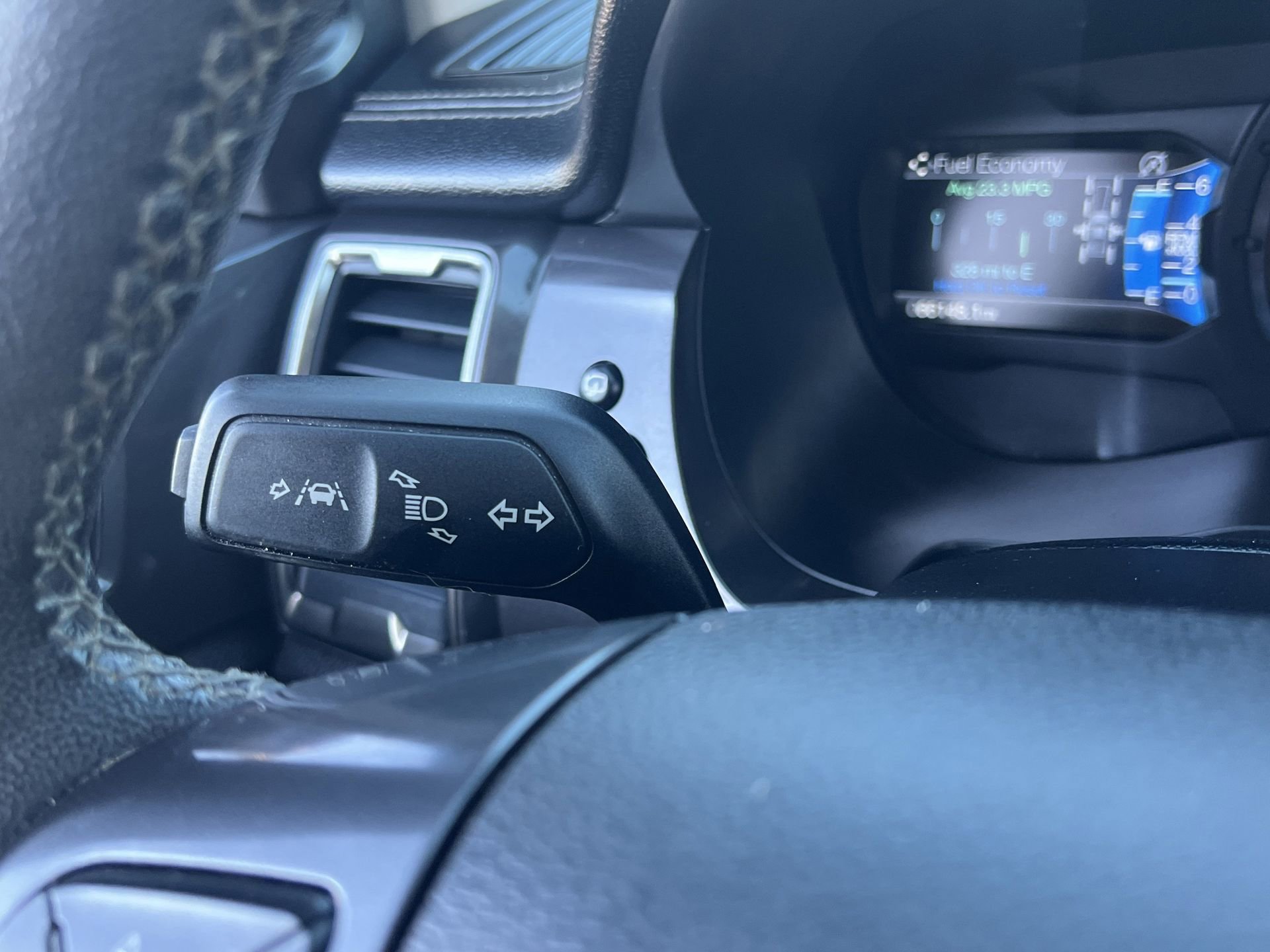 Certified 2019 Ford Ranger Lariat w/ Equipment Group 501A Mid image 13