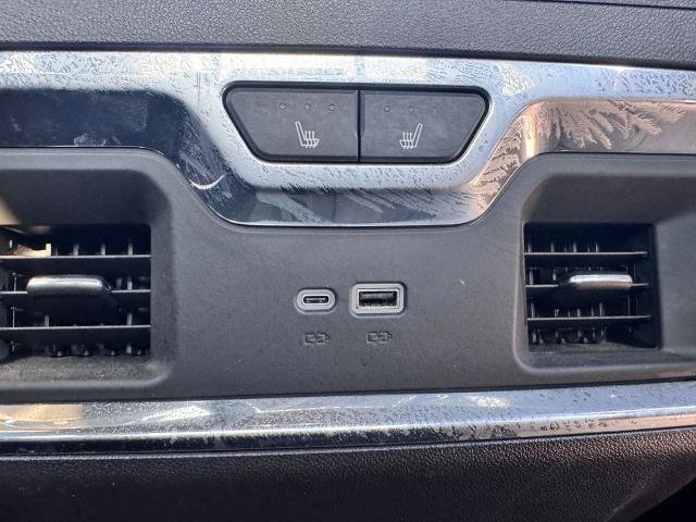 Used 2024 Chevrolet Silverado 1500 High Country w/ High Country Premium Package AWD/4WD image 20