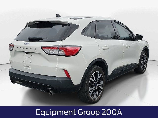 Certified 2022 Ford Escape SE w/ SE Sport Appearance Package FWD image 4