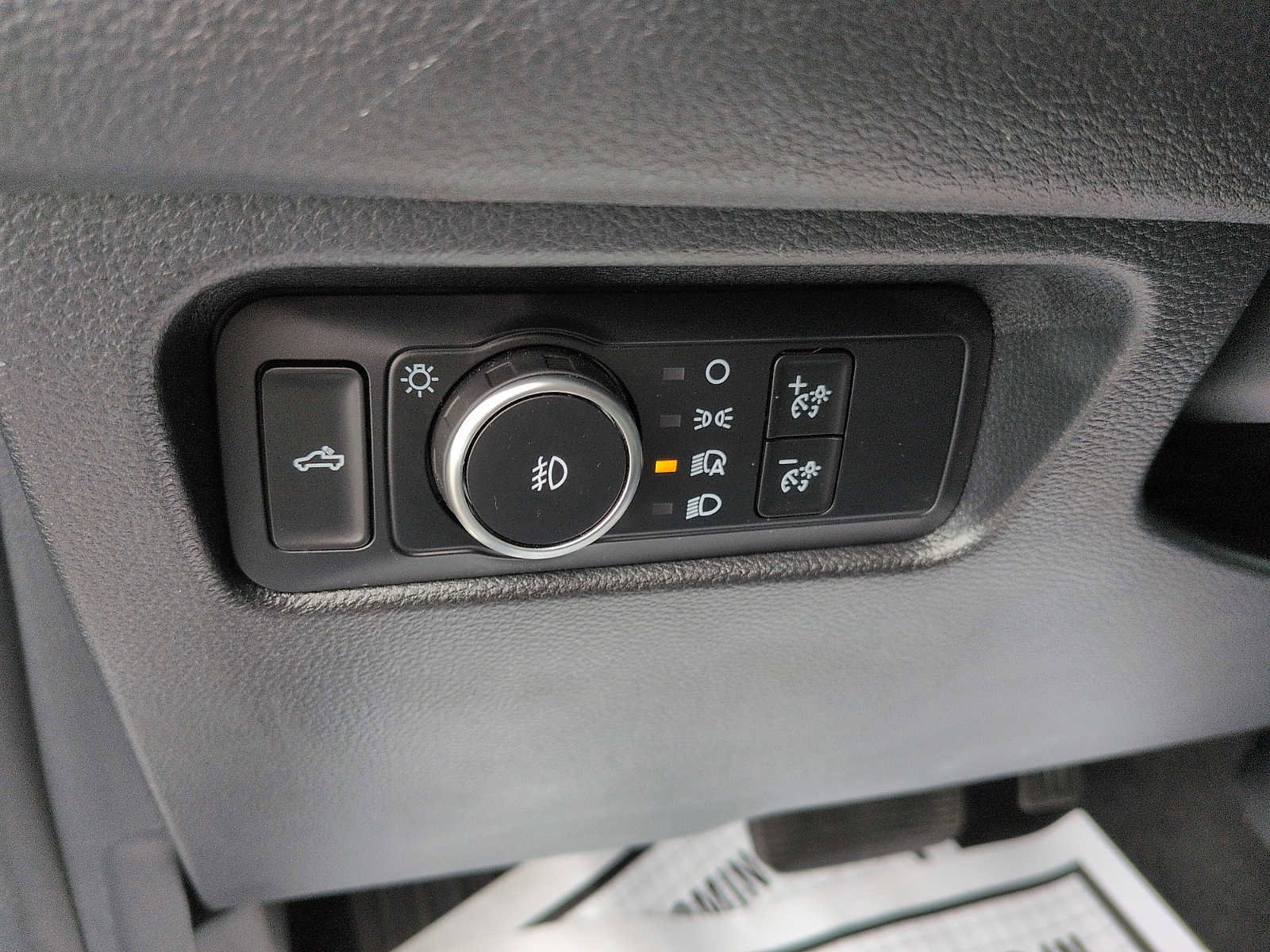 Certified 2024 Ford Ranger XLT w/ Technology Package AWD/4WD image 16