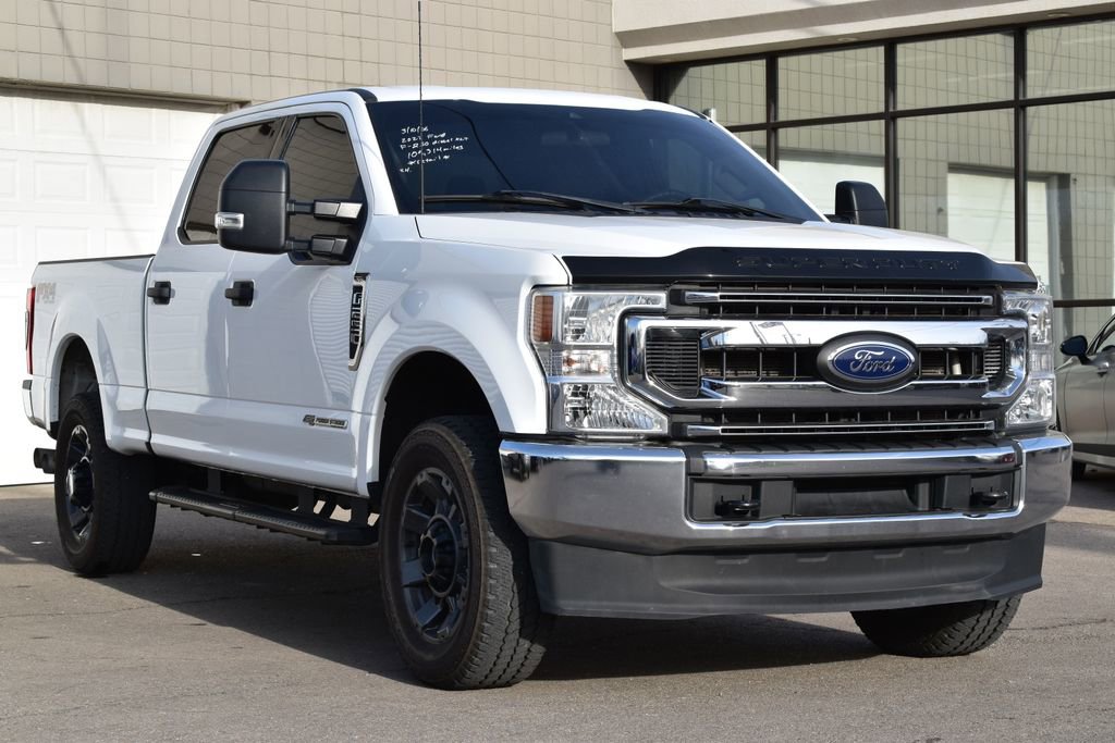 Certified 2022 Ford F250 XLT w/ FX4 Off-Road Package image 3
