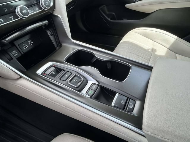 Used 2022 Honda Accord Touring image 21