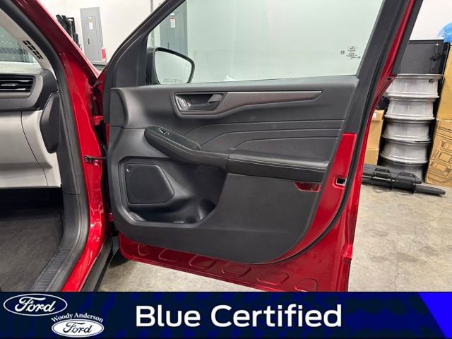 Certified 2025 Ford Escape Active image 28