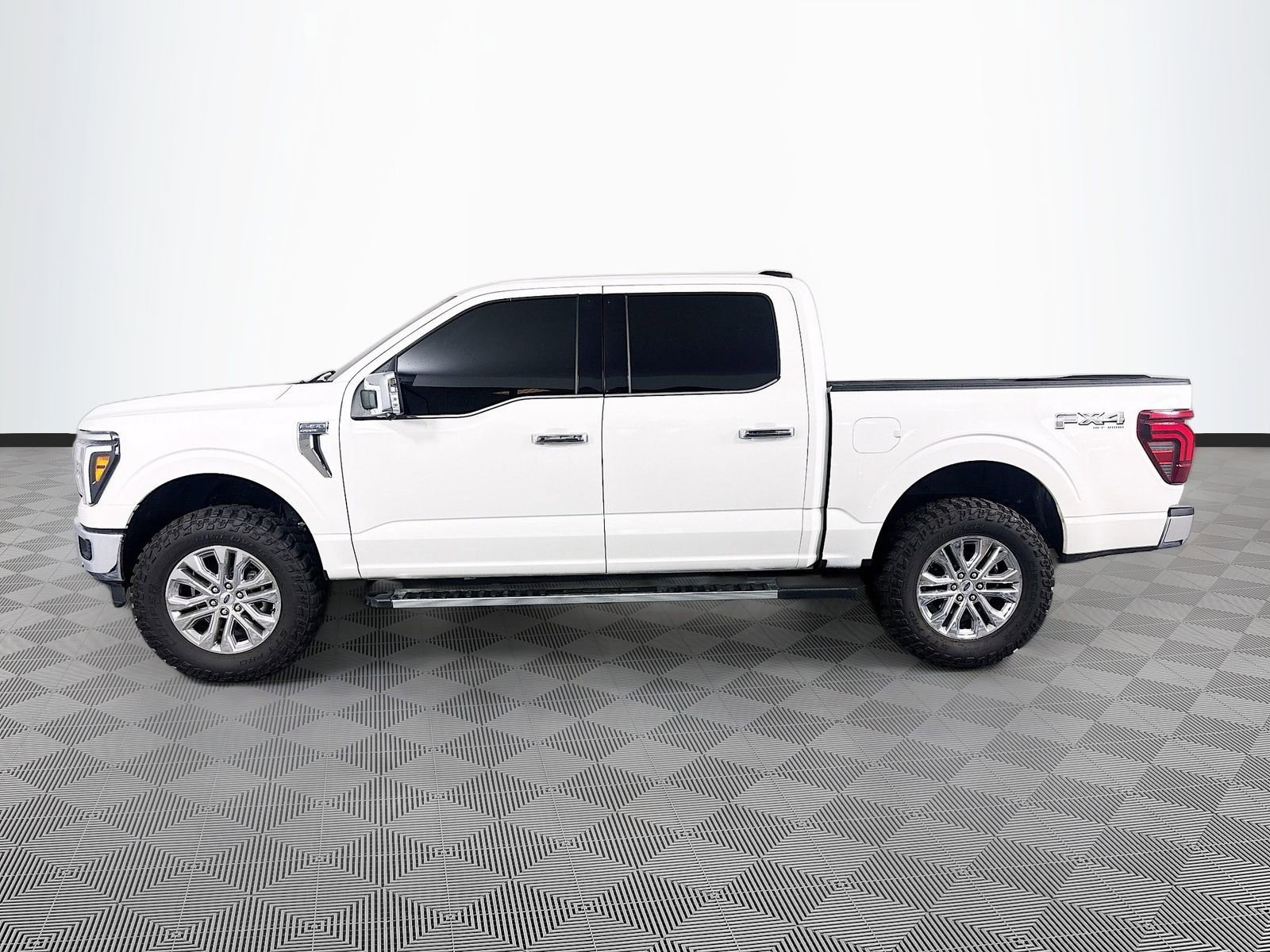 Certified 2025 Ford F150 Lariat w/ Equipment Group 502A High AWD/4WD image 4