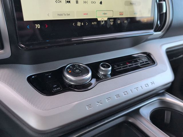 Certified 2025 Ford Expedition Active image 32