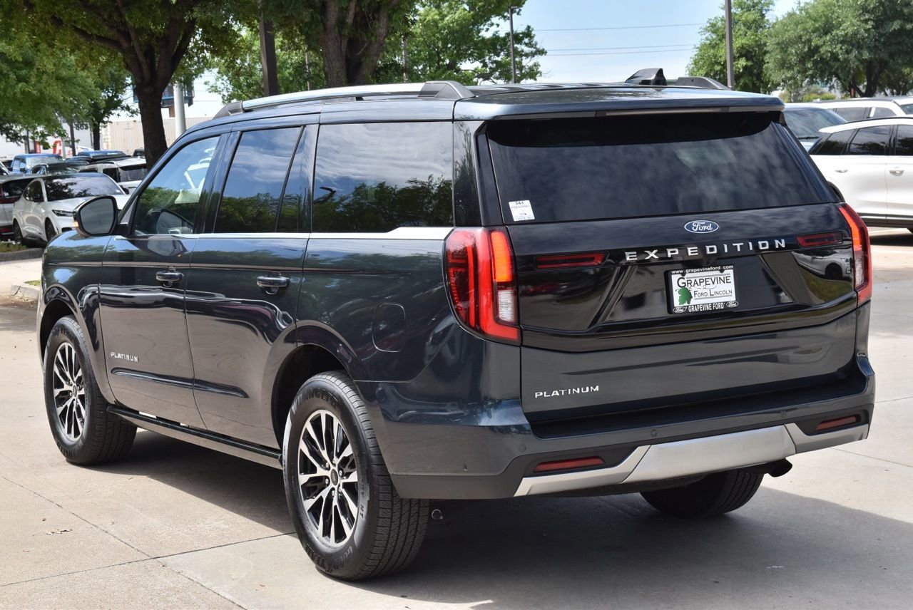 Certified 2025 Ford Expedition Platinum AWD/4WD image 5