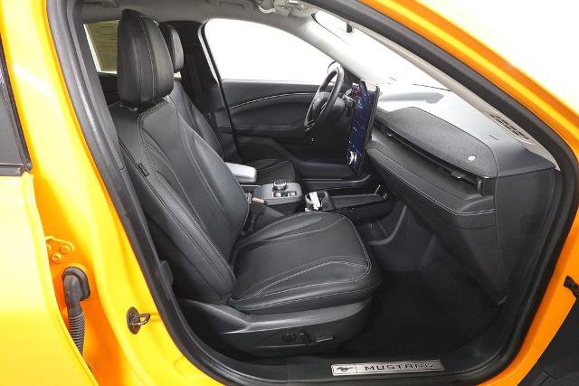 Certified 2022 Ford Mustang Mach-E Premium AWD/4WD image 33