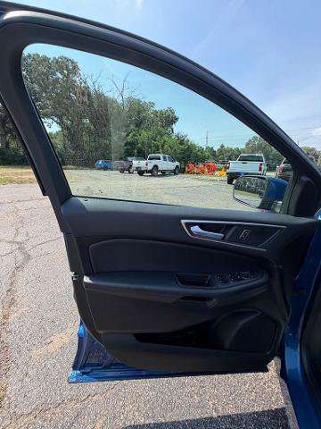 Certified 2023 Ford Edge SEL AWD/4WD image 10