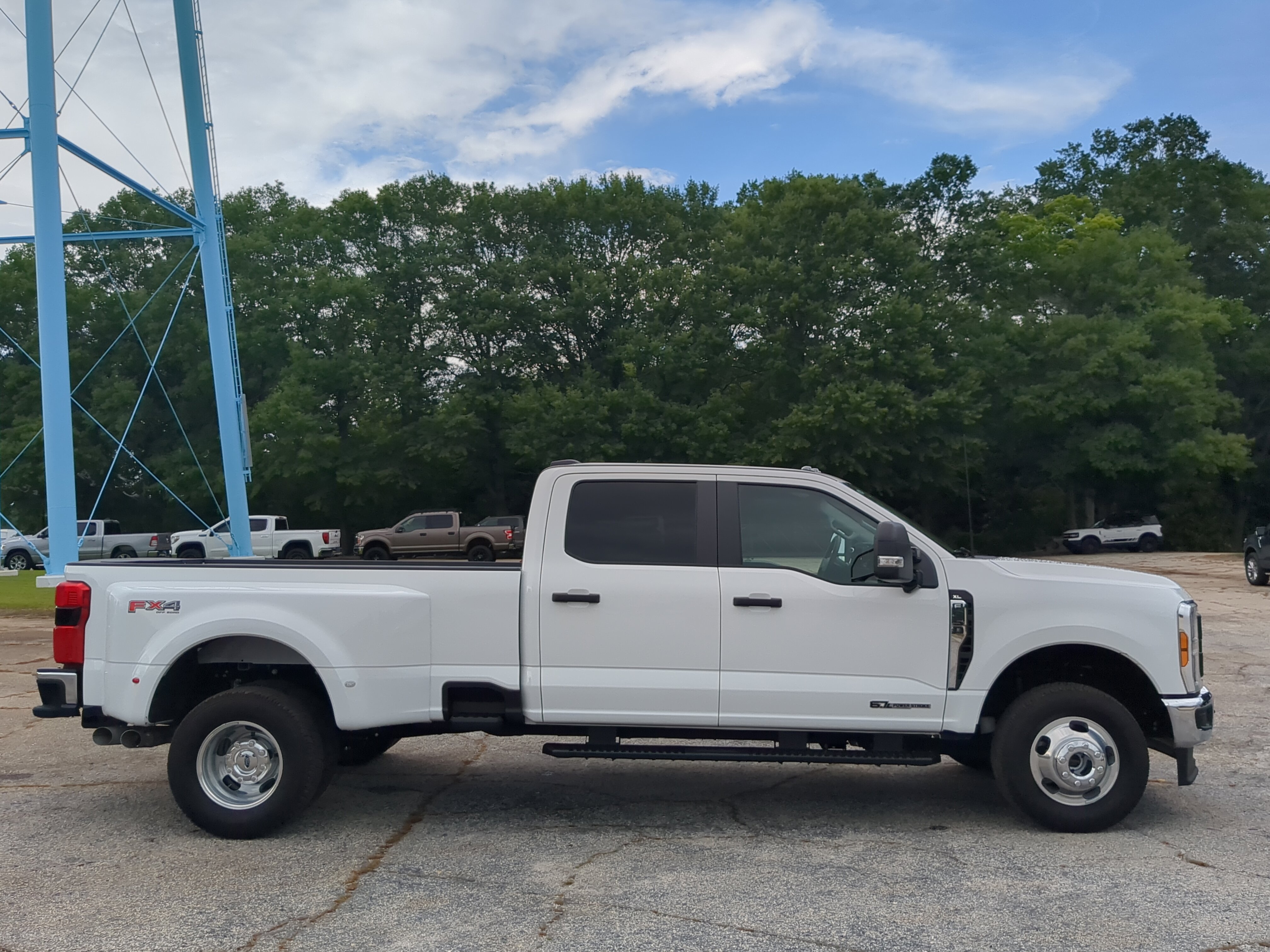 Certified 2025 Ford F350 XL w/ 360-Degree Camera Package AWD/4WD image 2