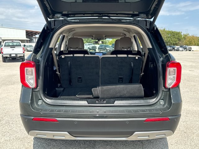Certified 2023 Ford Explorer XLT w/ Equipment Group 202A RWD image 24
