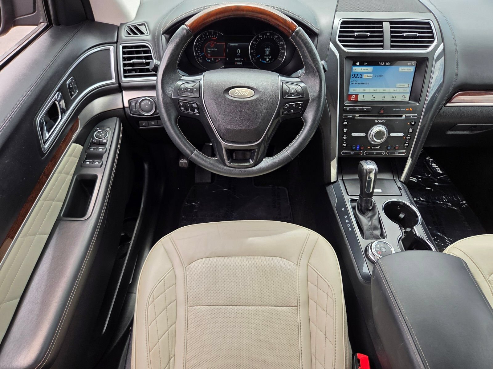 Certified 2018 Ford Explorer Platinum AWD/4WD image 14