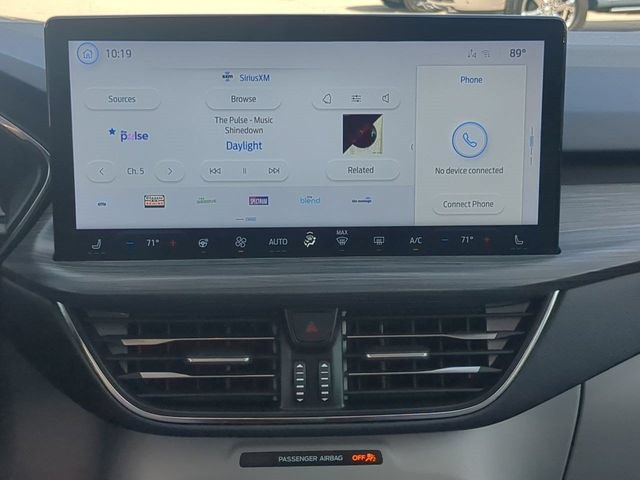 Certified 2024 Ford Escape SE w/ PHEV Premium Package FWD image 18