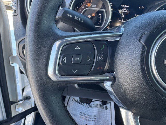 Used 2023 Jeep Wrangler Unlimited Sahara image 15