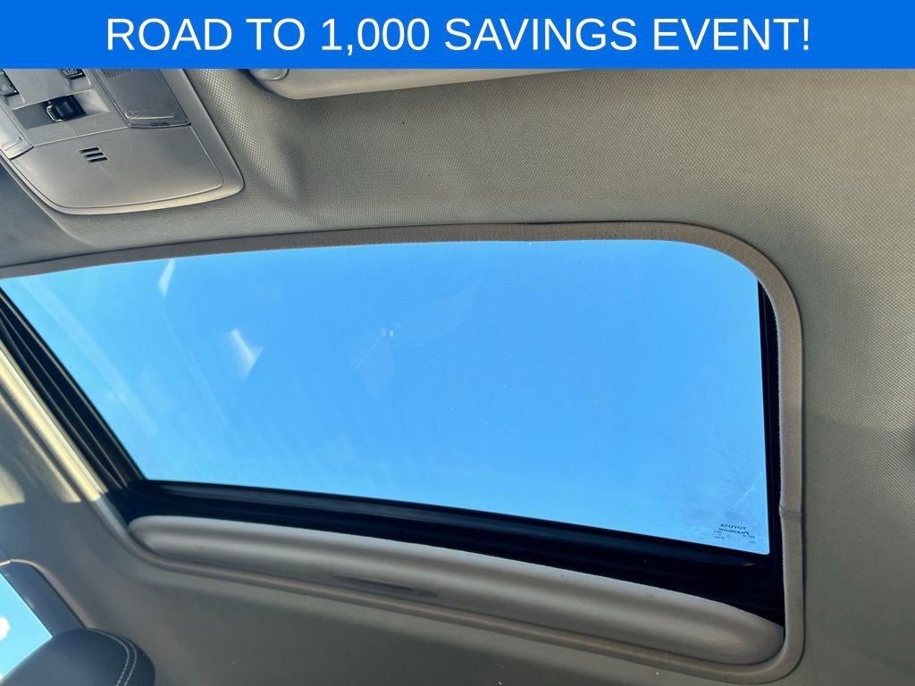 Used 2017 Toyota RAV4 XLE image 35