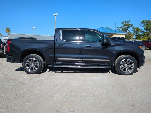 Used 2024 Chevrolet Silverado 1500 High Country w/ Max Trailering Package image 6