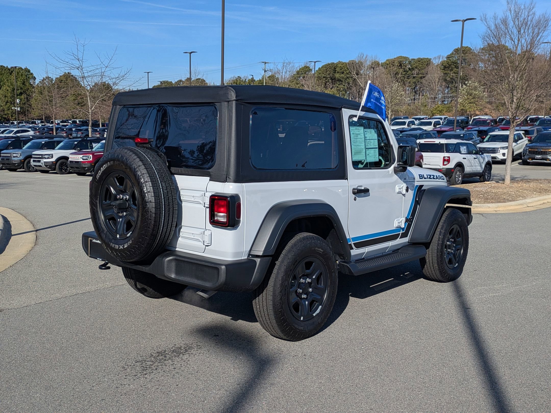Used 2025 Jeep Wrangler Sport image 5