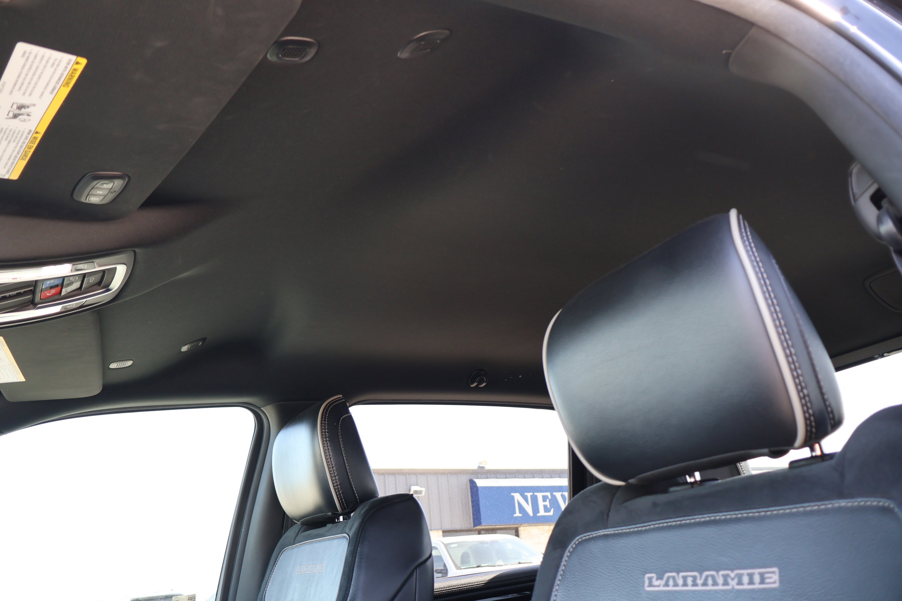 Used 2019 RAM 1500 Laramie image 16