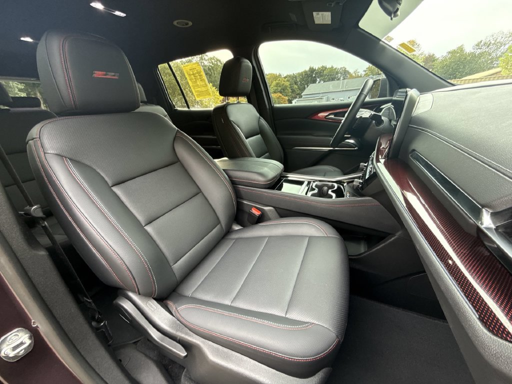Used 2024 Chevrolet Traverse Z71 AWD/4WD image 24