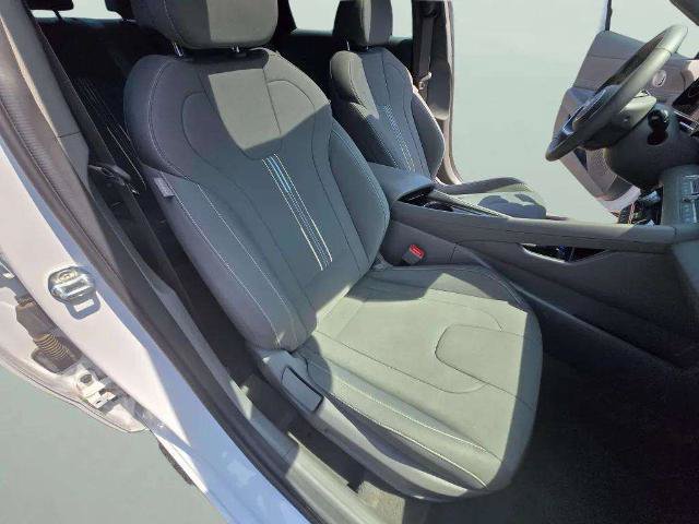 Used 2024 Hyundai Elantra SEL w/ Convenience Package FWD image 25