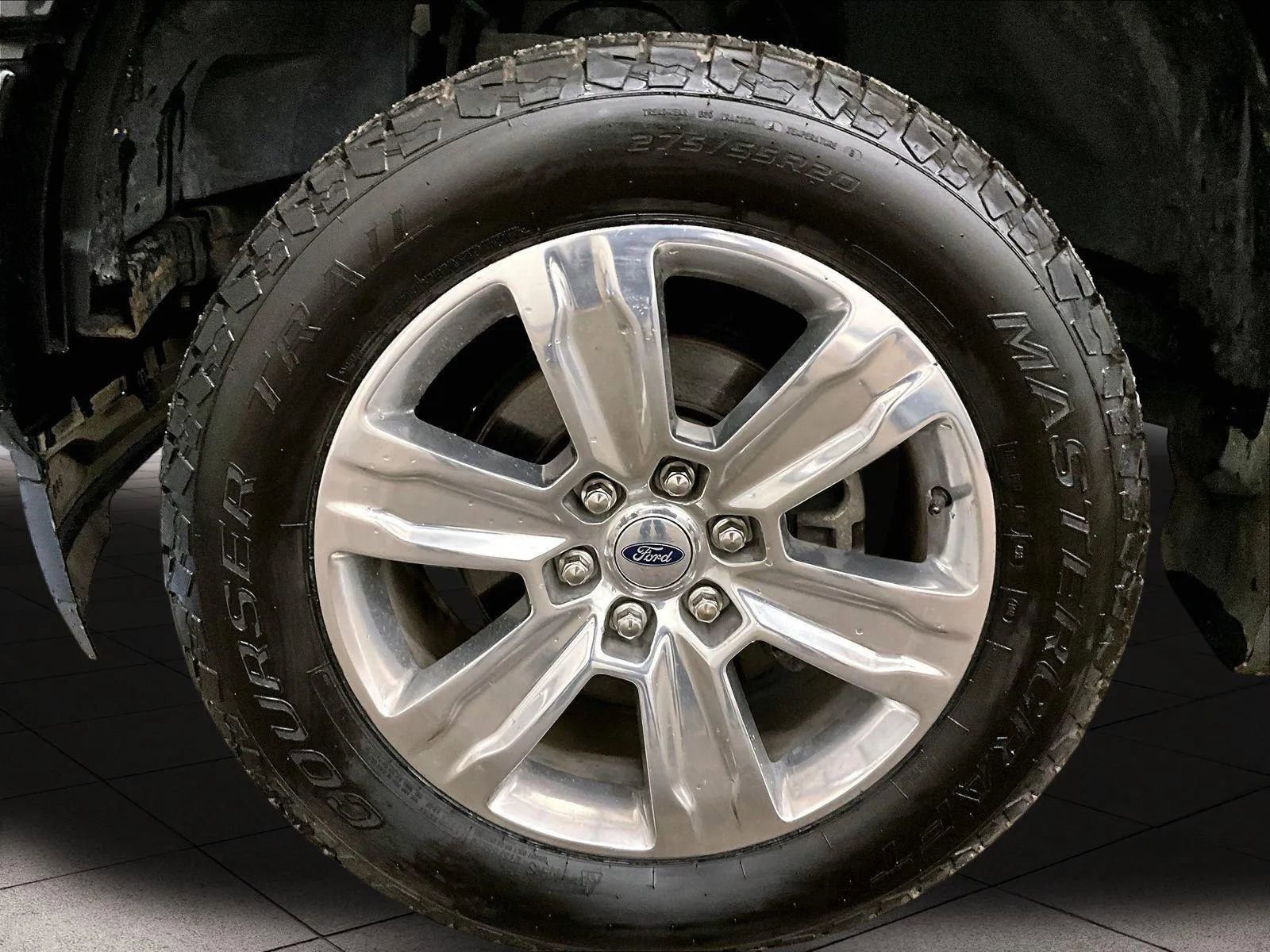 Certified 2019 Ford F150 Platinum w/ Equipment Group 701A Luxury image 8