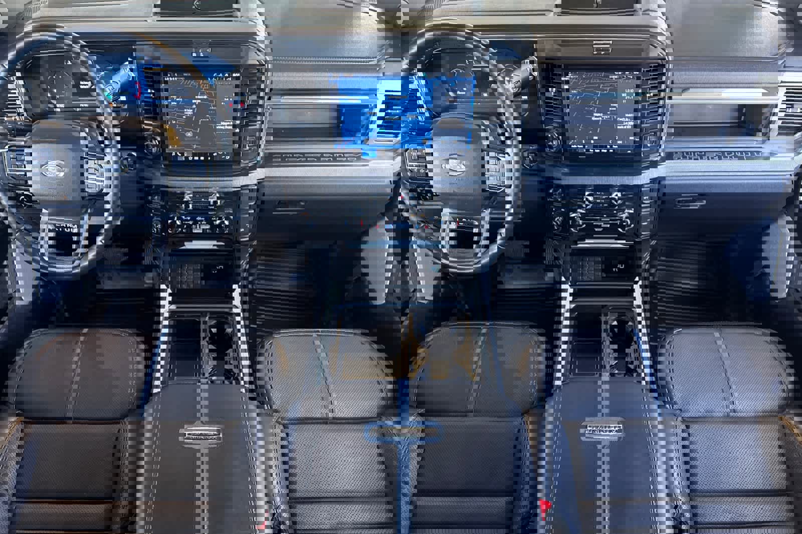 Certified 2025 Ford F350 Platinum w/ Tremor Off-Road Package image 3