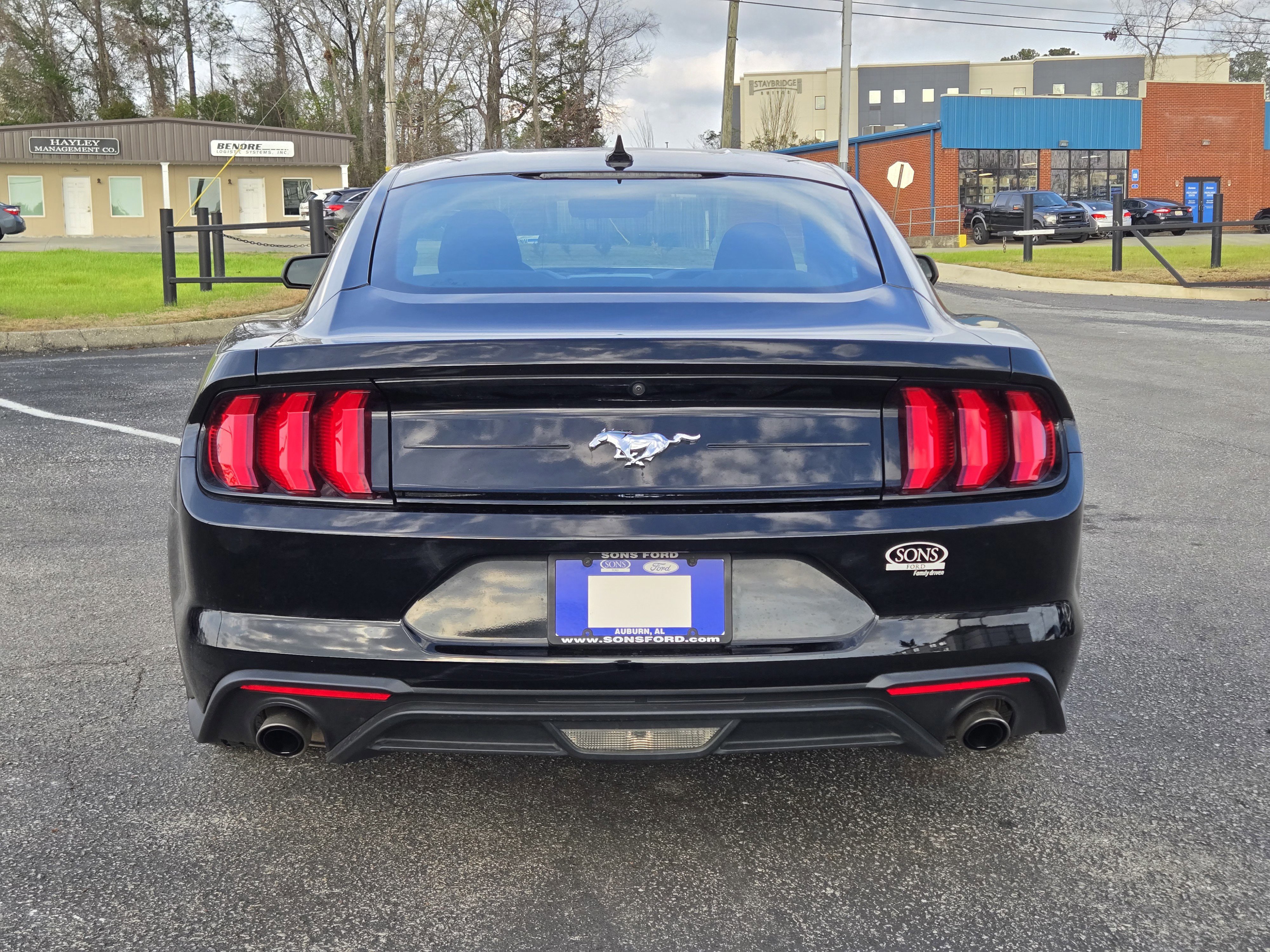 Certified 2022 Ford Mustang Coupe image 5