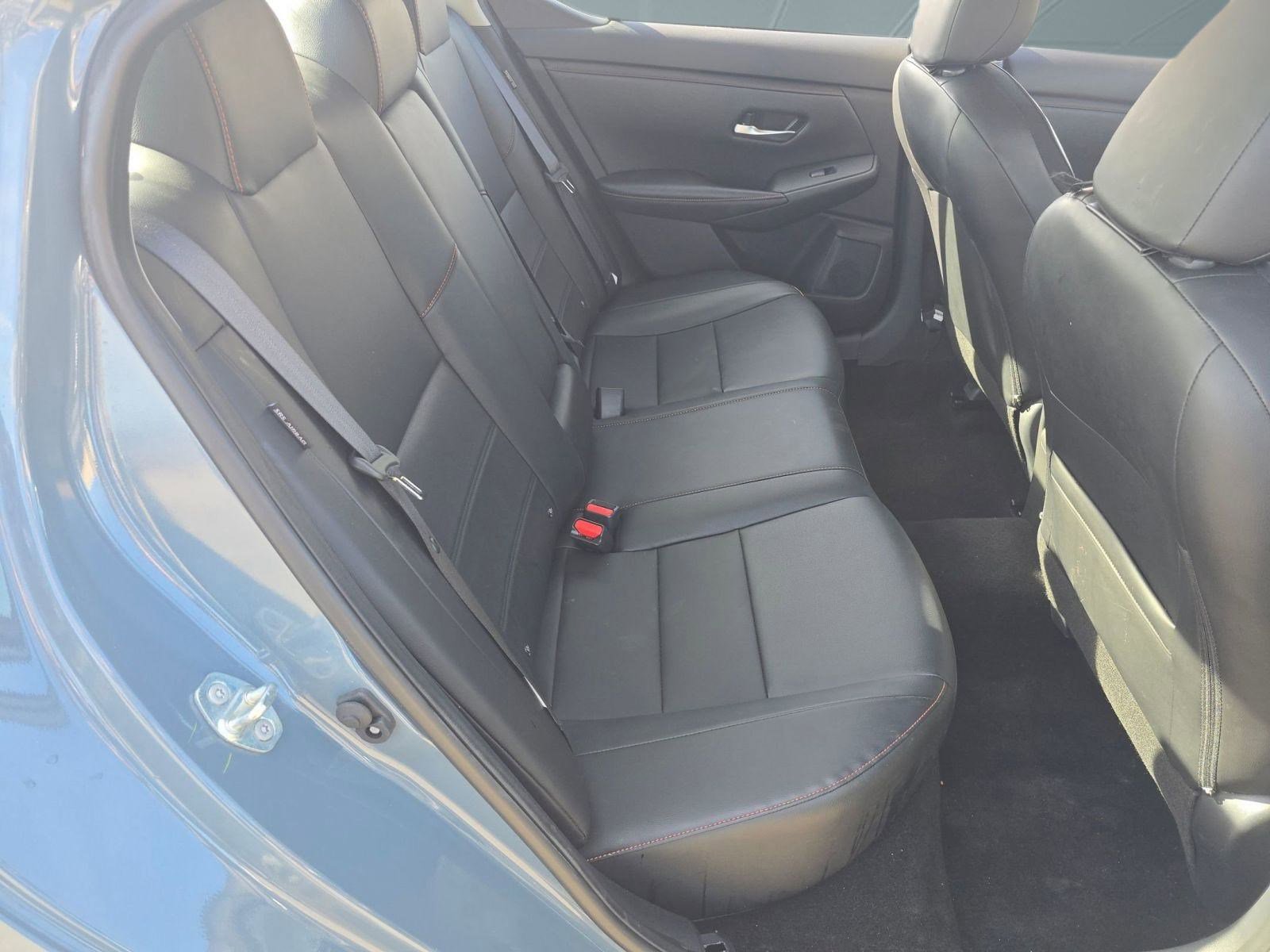 Used 2025 Nissan Sentra SR w/ SR Premium Package image 25