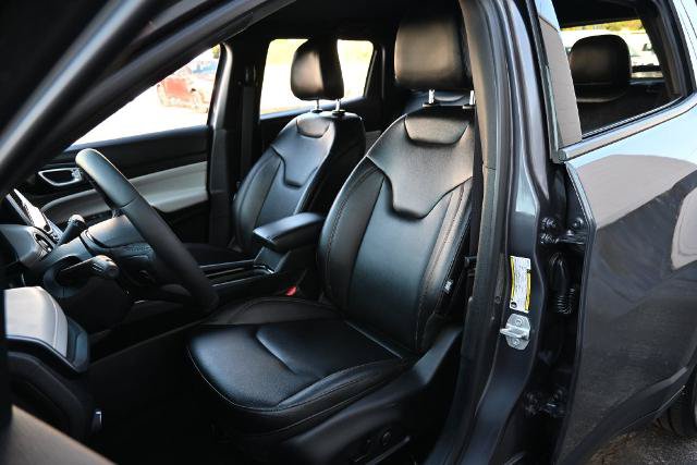 Used 2024 Jeep Compass Limited AWD/4WD image 19