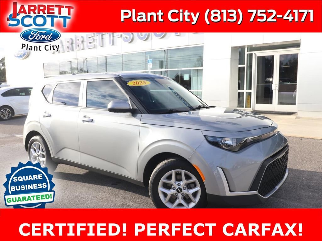 Used 2025 Kia Soul LX w/ LX Technology Package
